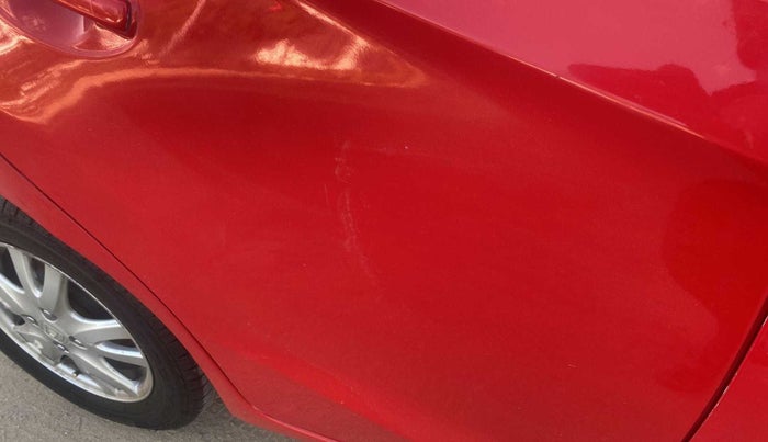 2015 Honda Brio VX AT, Petrol, Automatic, 45,642 km, Right rear door - Minor scratches