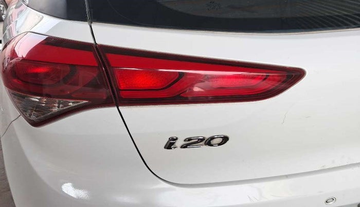 2015 Hyundai Elite i20 ASTA 1.2, Petrol, Manual, 31,297 km, Left tail light - Minor scratches
