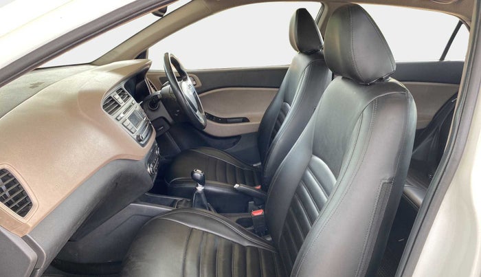 2015 Hyundai Elite i20 ASTA 1.2, Petrol, Manual, 31,297 km, Right Side Front Door Cabin