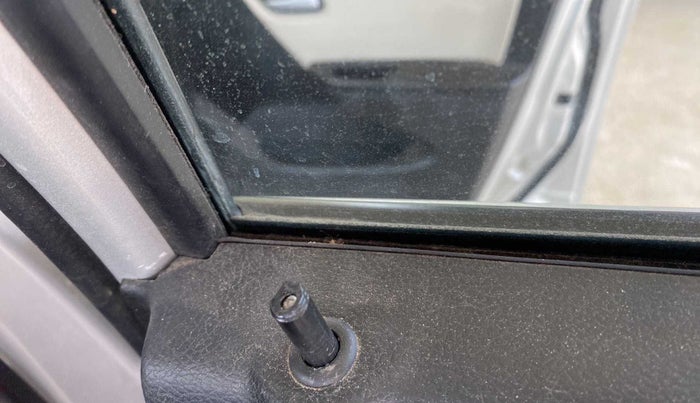 2022 Maruti Alto VXI, Petrol, Manual, 21,532 km, Lock system - Door lock knob has minor damage