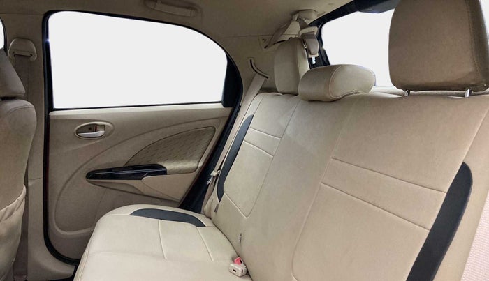 2019 Toyota Etios Liva V DUAL TONE, Petrol, Manual, 56,258 km, Right Side Rear Door Cabin