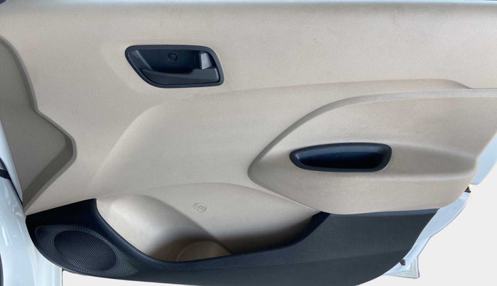 2022 Hyundai NEW SANTRO SPORTZ MT, Petrol, Manual, 21,767 km, Driver Side Door Panels Control