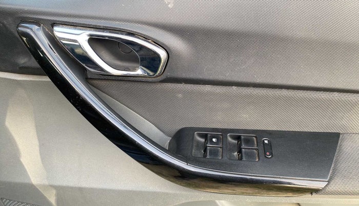 2018 Tata TIGOR XZA PETROL, Petrol, Automatic, 33,350 km, Driver Side Door Panels Control