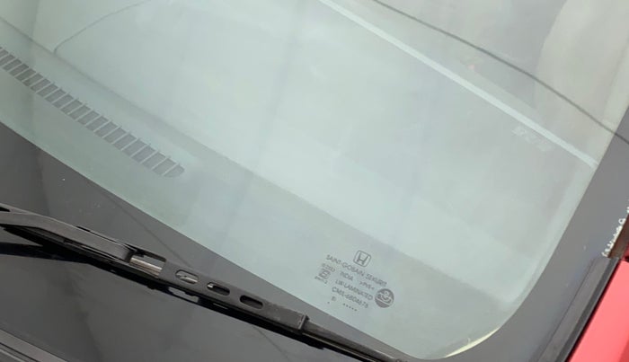 2018 Honda Amaze 1.5L I-DTEC VX, Diesel, Manual, 55,666 km, Front windshield - Minor spot on windshield