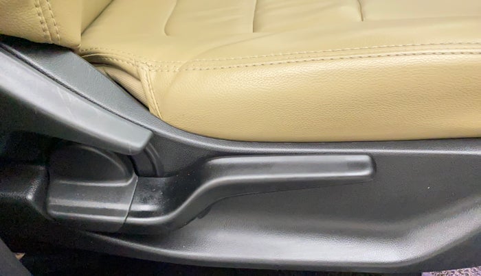 2018 Honda Amaze 1.5L I-DTEC VX, Diesel, Manual, 55,666 km, Driver Side Adjustment Panel