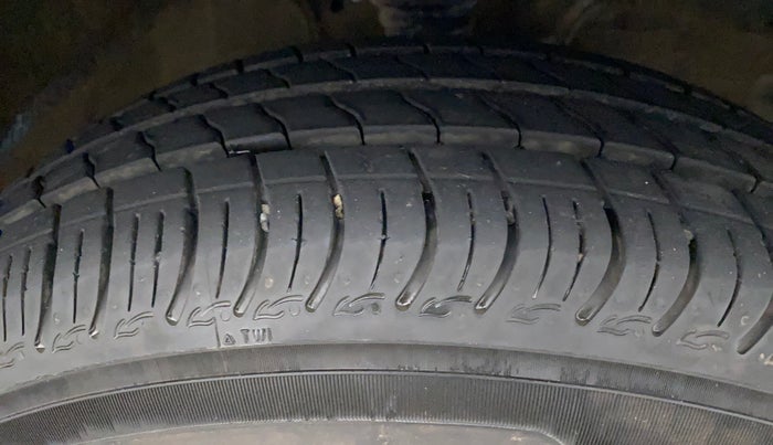 2022 Maruti S PRESSO VXI, Petrol, Manual, 5,763 km, Right Front Tyre Tread
