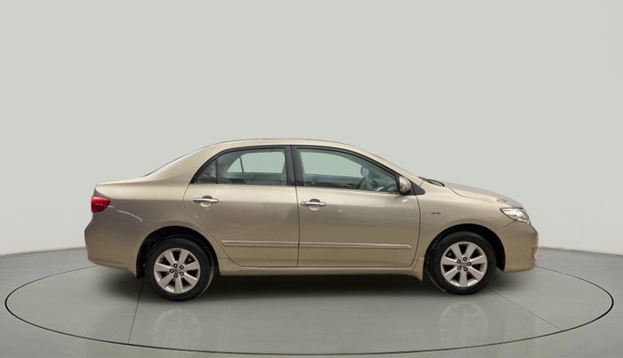 2011 Toyota Corolla Altis G PETROL, Petrol, Manual, 80,901 km, Right Side View