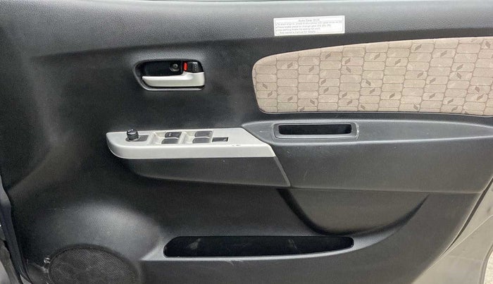 2016 Maruti Wagon R 1.0 VXI AMT, Petrol, Automatic, 67,338 km, Driver Side Door Panels Control