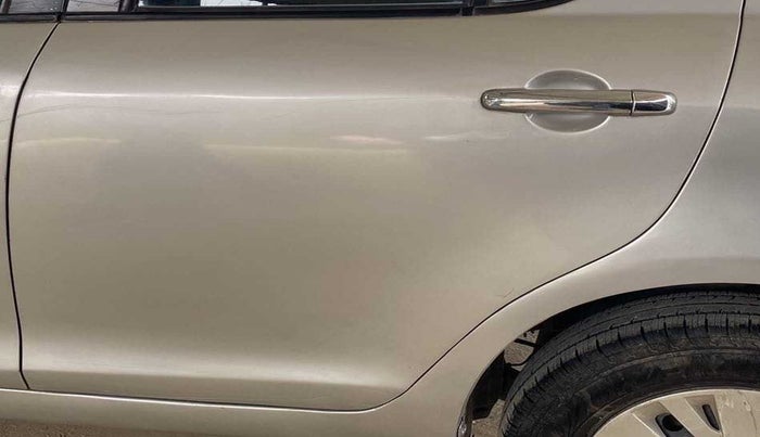 2014 Maruti Swift VXI, Petrol, Manual, 39,006 km, Rear left door - Minor scratches