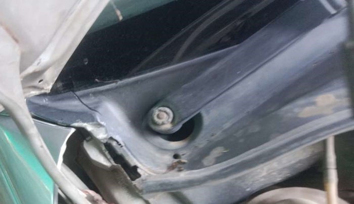 2014 Maruti Swift VXI, Petrol, Manual, 39,006 km, Bonnet (hood) - Cowl vent panel has minor damage