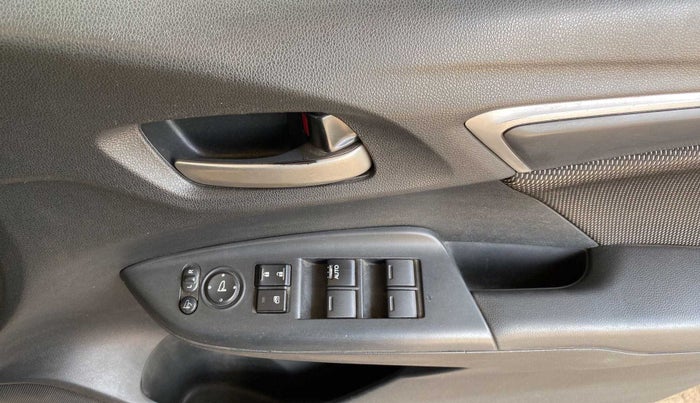 2018 Honda WR-V 1.2L I-VTEC VX MT, Petrol, Manual, 42,018 km, Driver Side Door Panels Control