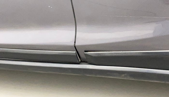2017 Honda WR-V 1.5L I-DTEC VX MT, Diesel, Manual, 66,624 km, Left running board - Minor scratches