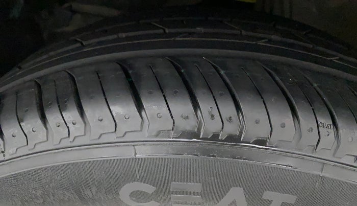 2017 Honda WR-V 1.5L I-DTEC VX MT, Diesel, Manual, 66,624 km, Left Front Tyre Tread