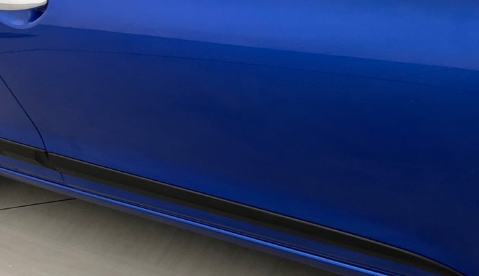 2019 Hyundai Elite i20 ASTA 1.2 (O), Petrol, Manual, 69,618 km, Driver-side door - Minor scratches