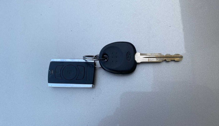 2018 Hyundai NEW SANTRO MAGNA, Petrol, Manual, 35,878 km, Lock system - Remote key not functional