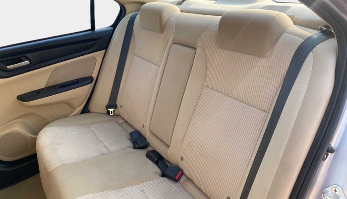 2021 Honda Amaze 1.2L I-VTEC V, Petrol, Manual, 17,153 km, Right Side Rear Door Cabin