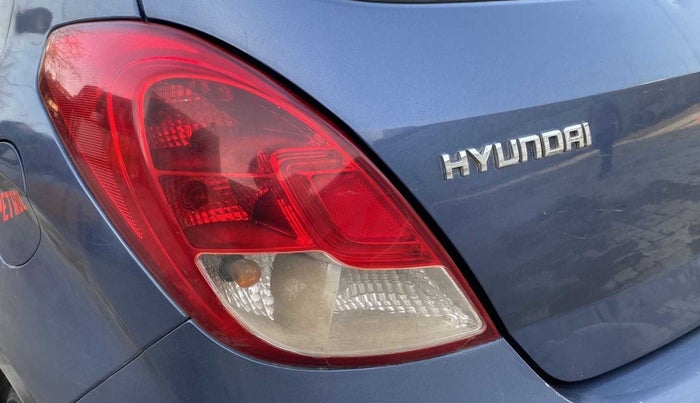 2013 Hyundai i20 SPORTZ 1.2, Petrol, Manual, 54,802 km, Left tail light - Minor damage