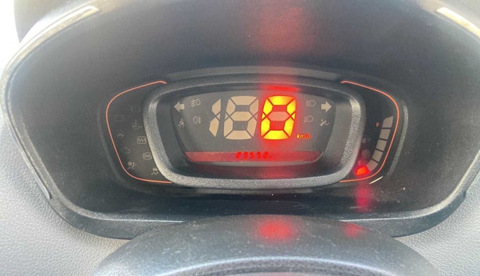 2019 Renault Kwid RXT 1.0 (O), Petrol, Manual, 23,550 km, Odometer Image