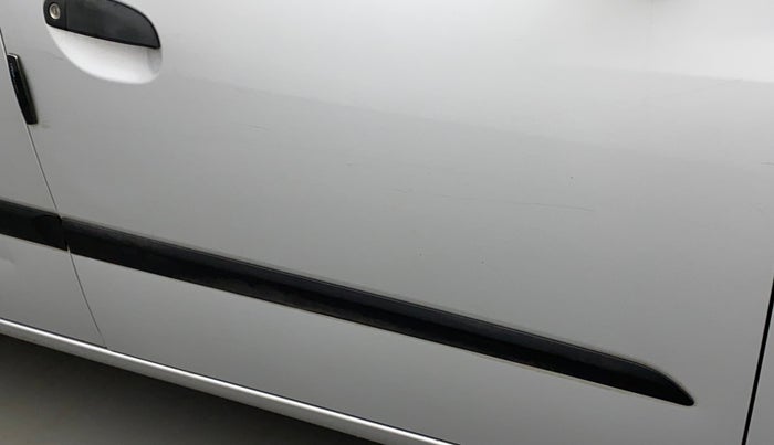 2013 Hyundai i10 MAGNA 1.1, Petrol, Manual, 48,653 km, Driver-side door - Minor scratches