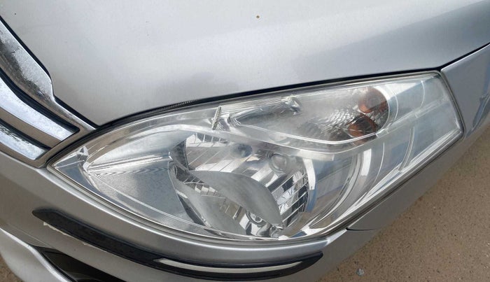 2016 Maruti Ertiga VDI SHVS, Diesel, Manual, 65,800 km, Left headlight - Faded