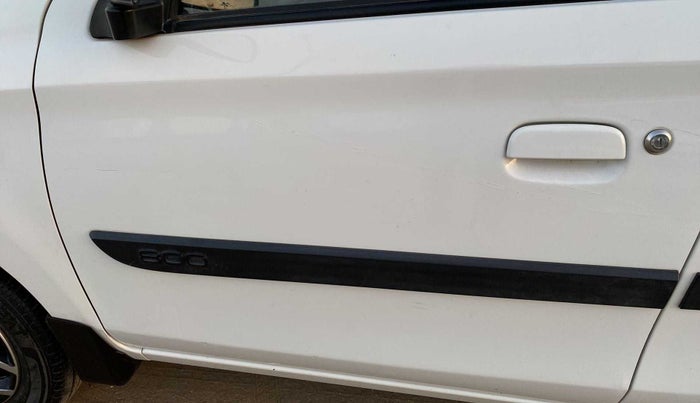 2019 Maruti Alto LXI, Petrol, Manual, 28,705 km, Front passenger door - Minor scratches