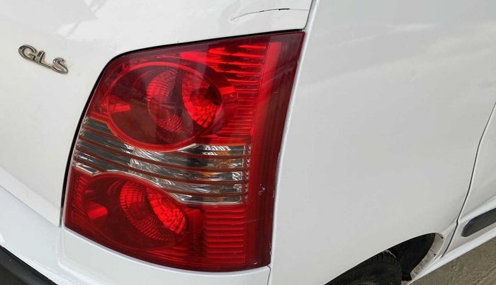 2014 Hyundai Santro Xing GLS PLUS AUDIO, Petrol, Manual, 87,002 km, Right tail light - Minor scratches