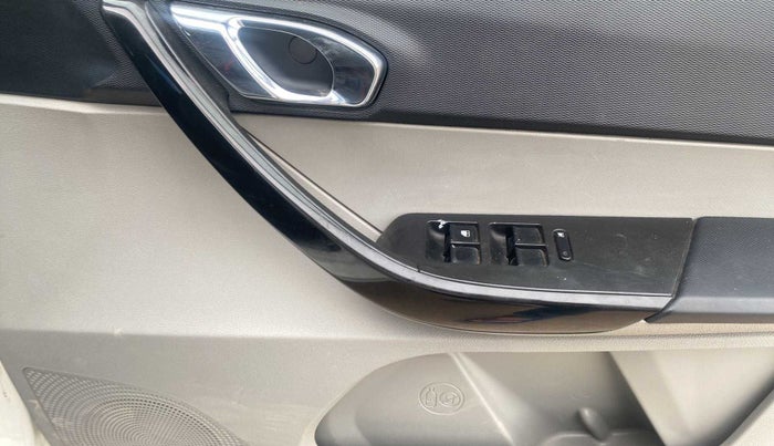 2019 Tata Tiago XZ PLUS PETROL, Petrol, Manual, 54,126 km, Driver Side Door Panels Control