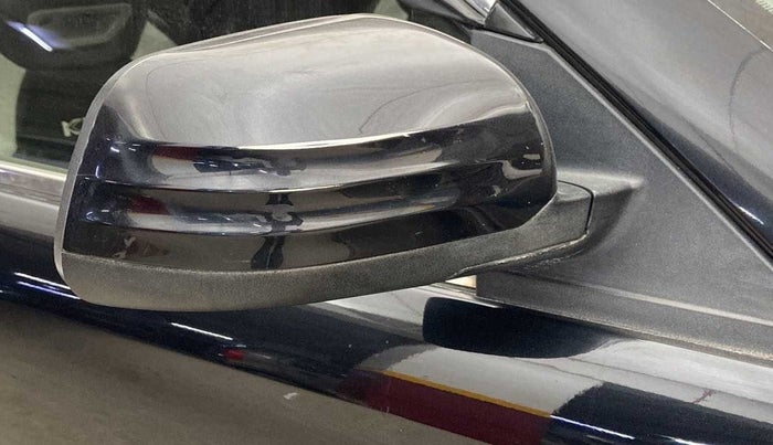 2016 Mahindra Kuv100 K4 PLUS 6 STR, Petrol, Manual, 37,058 km, Right rear-view mirror - Minor scratches