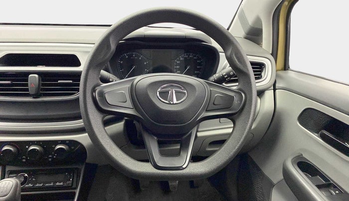 2020 Tata ALTROZ XE PETROL, Petrol, Manual, 37,231 km, Steering Wheel Close Up