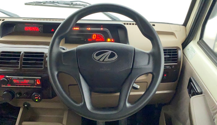 2020 Mahindra Bolero B6 (O), Diesel, Manual, 36,543 km, Steering Wheel Close Up