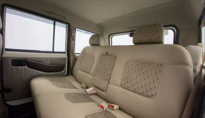 2020 Mahindra Bolero B6 (O), Diesel, Manual, 36,543 km, Right Side Rear Door Cabin