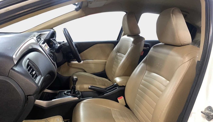 2015 Honda City 1.5L I-DTEC V, Diesel, Manual, 1,08,620 km, Right Side Front Door Cabin