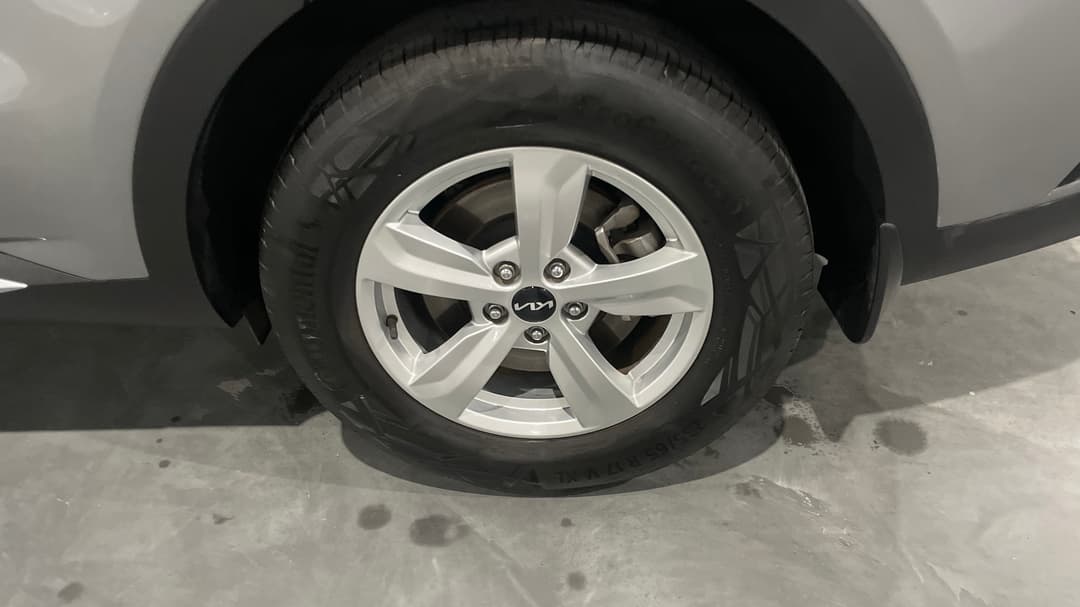2023 Kia Sorento S 7 Seat, Automatic, 21451 km, Left Rear Wheel