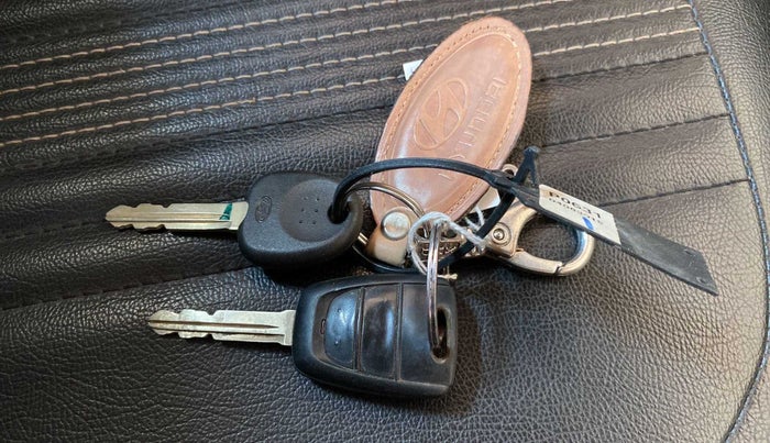 2019 Hyundai Grand i10 MAGNA 1.2 KAPPA VTVT, Petrol, Manual, 36,145 km, Key Close Up