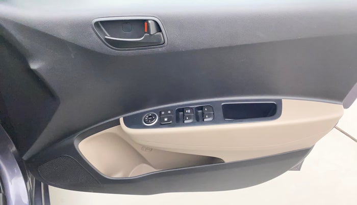 2016 Hyundai Grand i10 MAGNA 1.2 KAPPA VTVT, Petrol, Manual, 28,960 km, Driver Side Door Panels Control