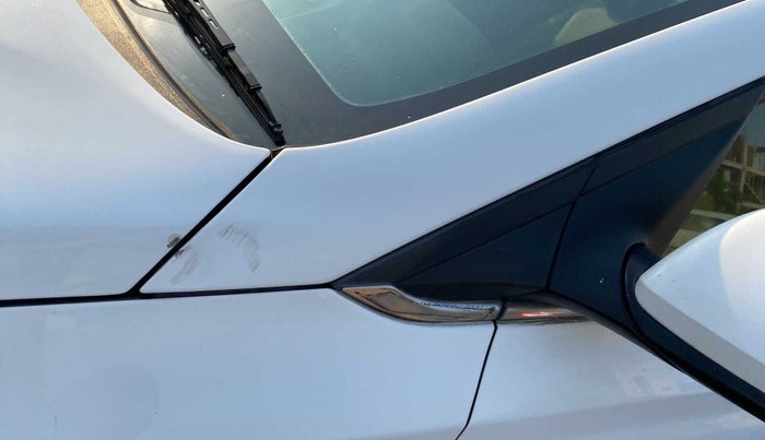 2018 Hyundai Verna 1.6 VTVT SX (O) AT, Petrol, Automatic, 50,858 km, Left A pillar - Minor scratches