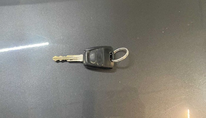 2019 Hyundai NEW SANTRO SPORTZ MT, Petrol, Manual, 14,829 km, Key Close Up