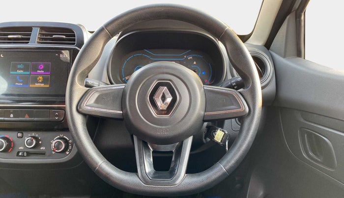2022 Renault Kwid RXT 1.0 (O), Petrol, Manual, 7,434 km, Steering Wheel Close Up