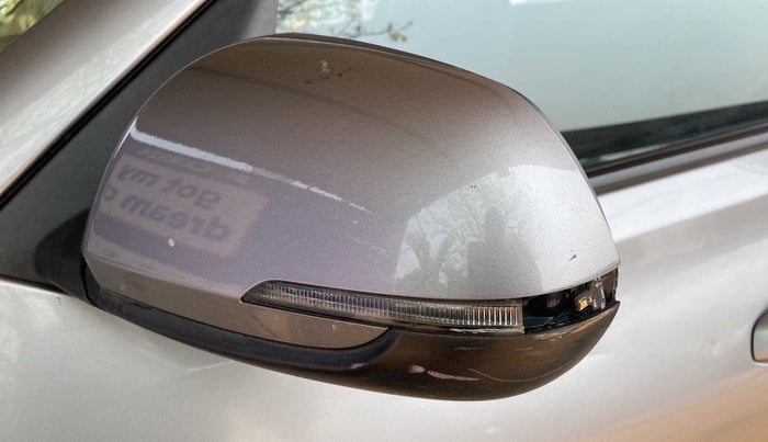 2020 KIA SONET HTK PLUS 1.2, Petrol, Manual, 42,809 km, Left rear-view mirror - Cover has minor damage