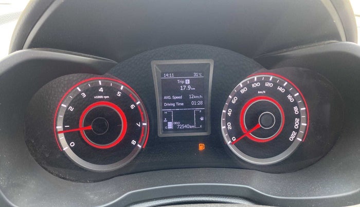 2019 Mahindra XUV300 W8 1.2 PETROL, Petrol, Manual, 72,522 km, Odometer Image
