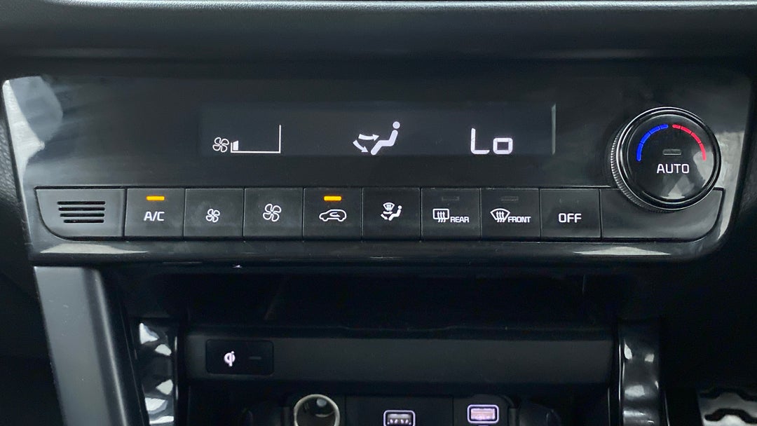 Automatic Climate Control 