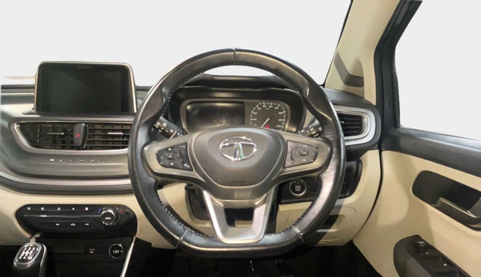 2021 Tata ALTROZ XZ PETROL, Petrol, Manual, 38,709 km, Steering Wheel Close Up