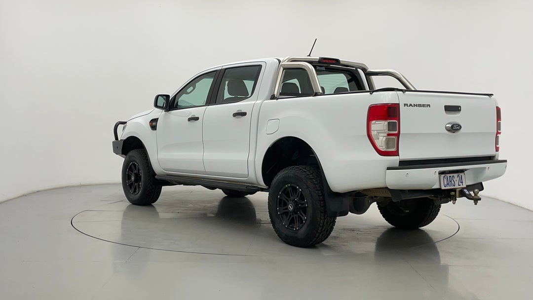 Left Back Diagonal (45- Degree) View