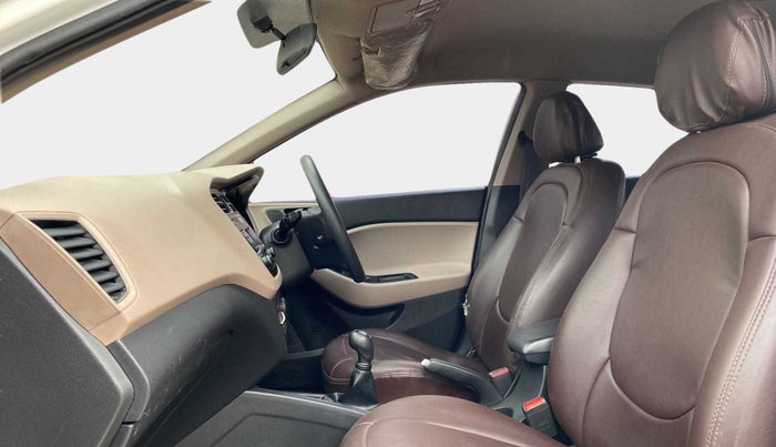 2015 Hyundai Elite i20 MAGNA 1.2, Petrol, Manual, 32,344 km, Right Side Front Door Cabin