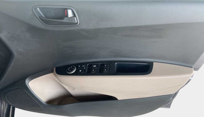 2019 Hyundai Grand i10 MAGNA 1.2 KAPPA VTVT, Petrol, Manual, 98,059 km, Driver Side Door Panels Control