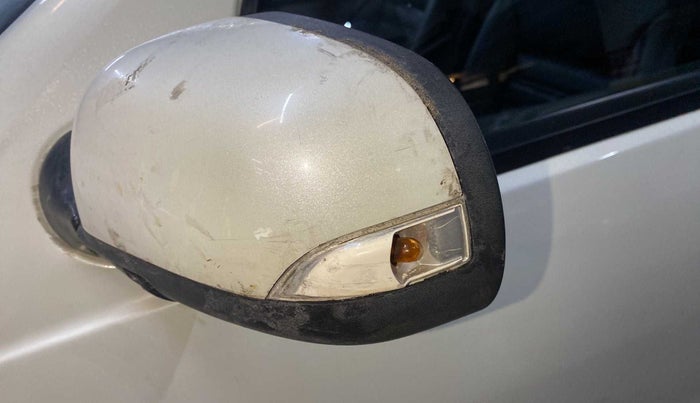 2017 Renault Duster 85 PS RXZ DIESEL, Diesel, Manual, 96,020 km, Left rear-view mirror - Indicator light has minor damage