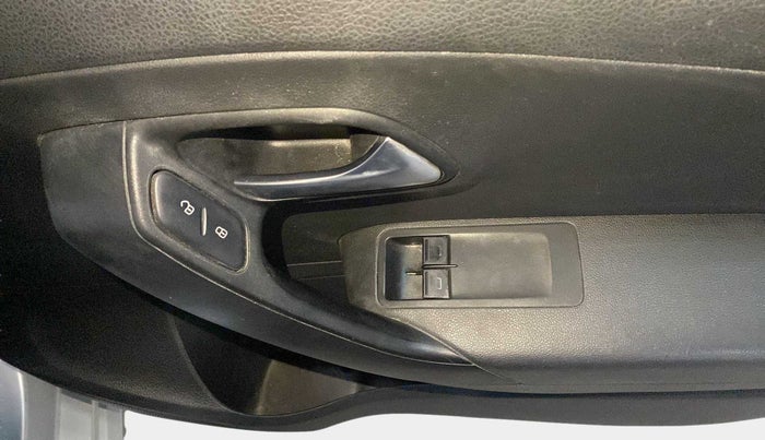 2019 Volkswagen Polo TRENDLINE 1.0L, Petrol, Manual, 44,762 km, Driver Side Door Panels Control