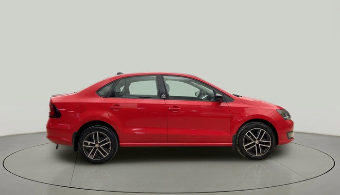 2018 Skoda Rapid STYLE 1.6 MPI AT, Petrol, Automatic, 48,875 km, Right Side View