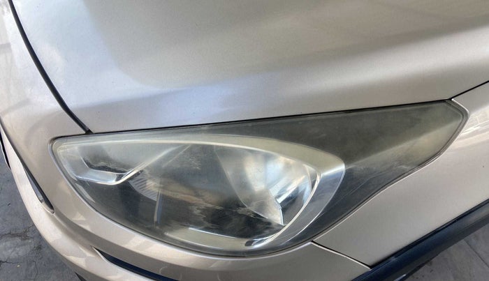 2018 Ford FREESTYLE TITANIUM PLUS 1.2 PETROL, Petrol, Manual, 95,544 km, Left headlight - Faded