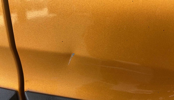 2019 Renault TRIBER RXZ, Petrol, Manual, 74,141 km, Driver-side door - Slightly dented